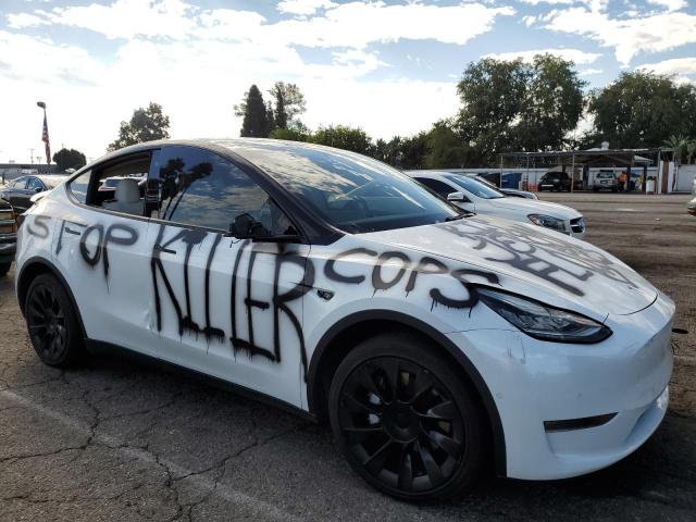 5YJYGDEE1LF048848 - 2020 TESLA MODEL Y Biały zdjęcie 4