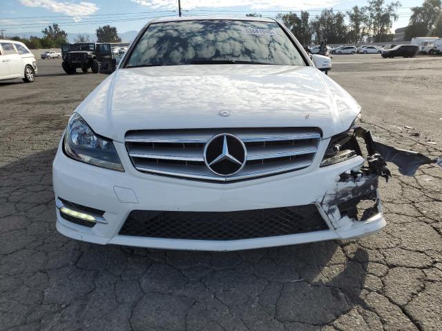 WDDGF8ABXDA783863 - 2013 MERCEDES-BENZ C 300 4MATIC WHITE photo 5