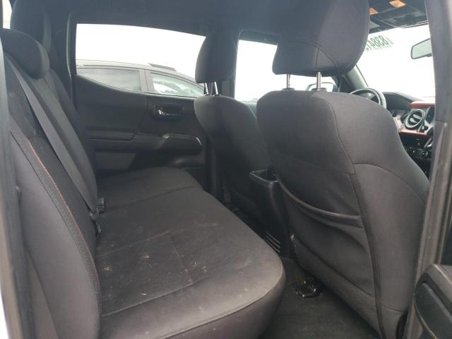 3TMCZ5AN9HM093412 - 2017 TOYOTA TACOMA DOUBLE CAB 白色 照片 10