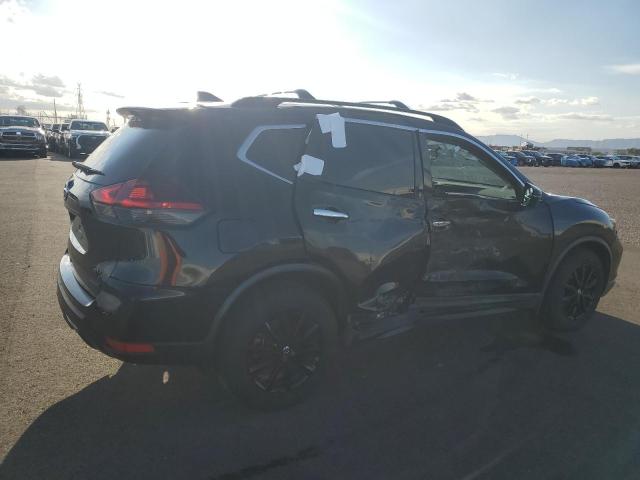 5N1AT2MT7JC788492 - 2018 NISSAN ROGUE S Siyah fotoğraf 3