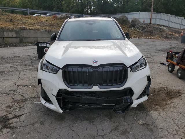 WBX73EF09P5W21036 - 2023 BMW X1 XDRIVE28I WHITE photo 5