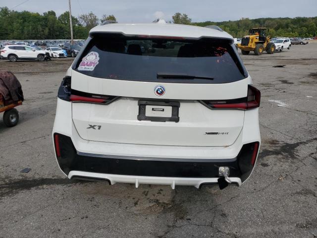 WBX73EF09P5W21036 - 2023 BMW X1 XDRIVE28I WHITE photo 6