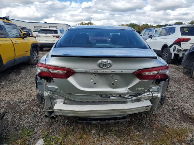 4T1B61HK3JU120108 - 2018 TOYOTA CAMRY XSE ვერცხლისფერი ფოტო 6