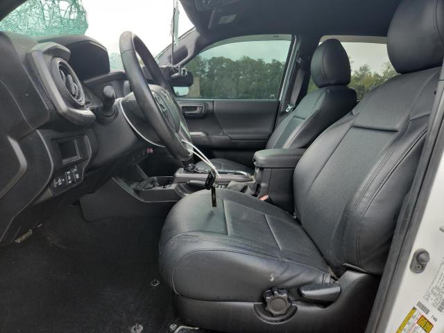 3TMCZ5AN6HM068273 - 2017 TOYOTA TACOMA DOUBLE CAB თეთრი ფოტო 7