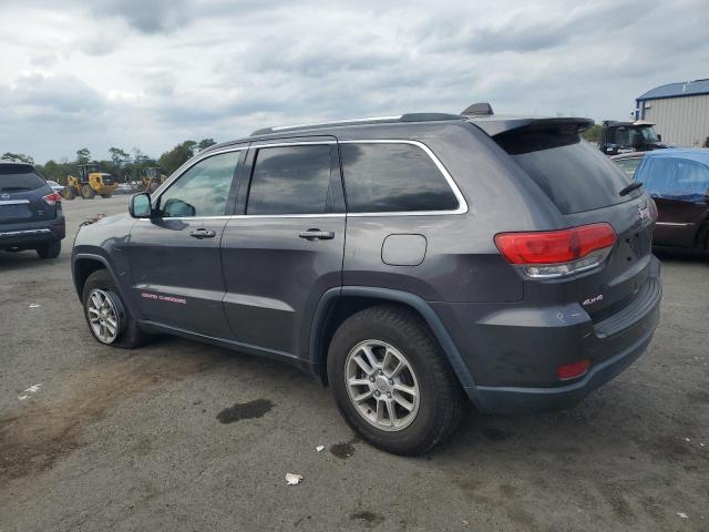 1C4RJFAG4KC709146 - 2019 JEEP GRAND CHEROKEE LAREDO GRAY photo 2