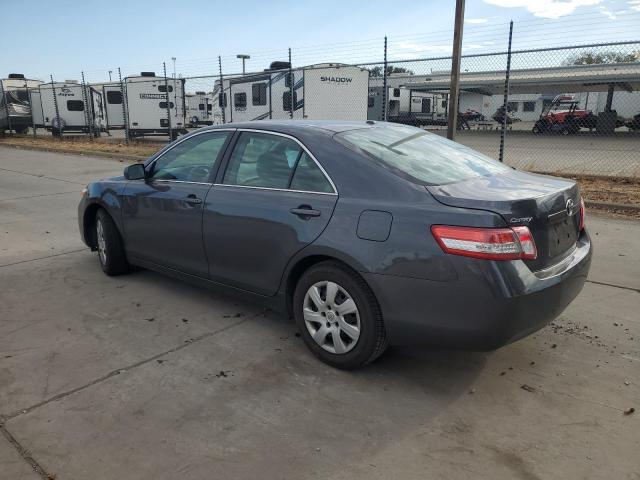 4T1BF3EK1AU027393 - 2010 TOYOTA CAMRY BASE GRAY photo 2