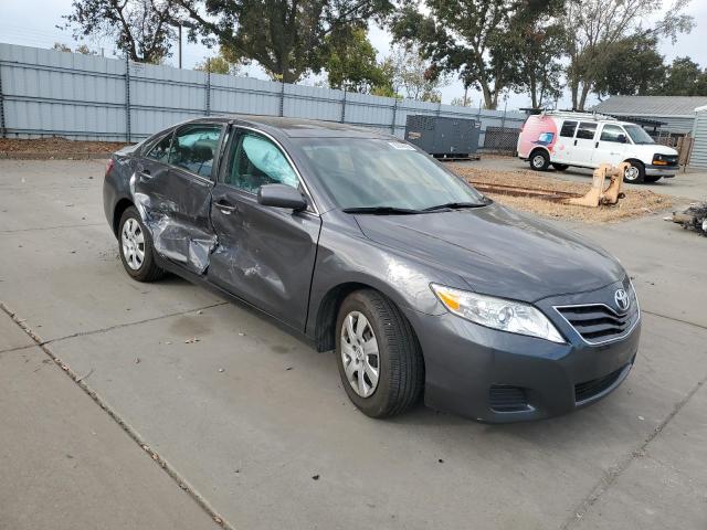 4T1BF3EK1AU027393 - 2010 TOYOTA CAMRY BASE GRAY photo 4