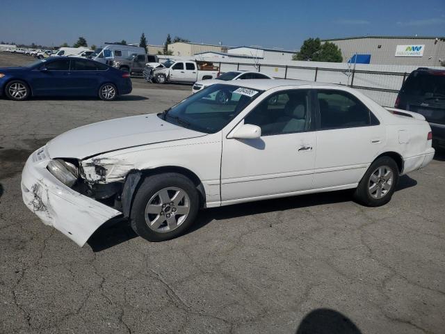 1999 TOYOTA CAMRY LE, 