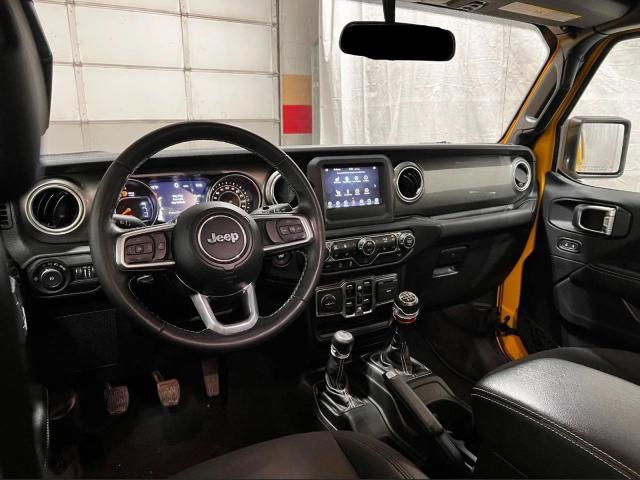 1C4HJXEG6MW754621 - 2021 JEEP WRANGLER U SAHARA Sarı foto 9