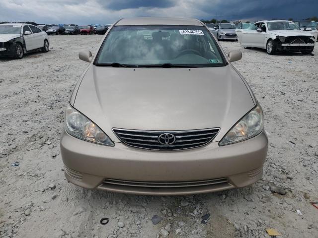 4T1BE30K15U082815 - 2005 TOYOTA CAMRY LE ოქროსფერი ფოტო 5