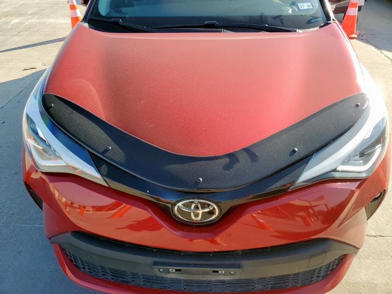 NMTKHMBX2NR140430 - 2022 TOYOTA C-HR XLE წითელი ფოტო 11