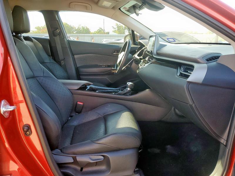 NMTKHMBX2NR140430 - 2022 TOYOTA C-HR XLE წითელი ფოტო 7