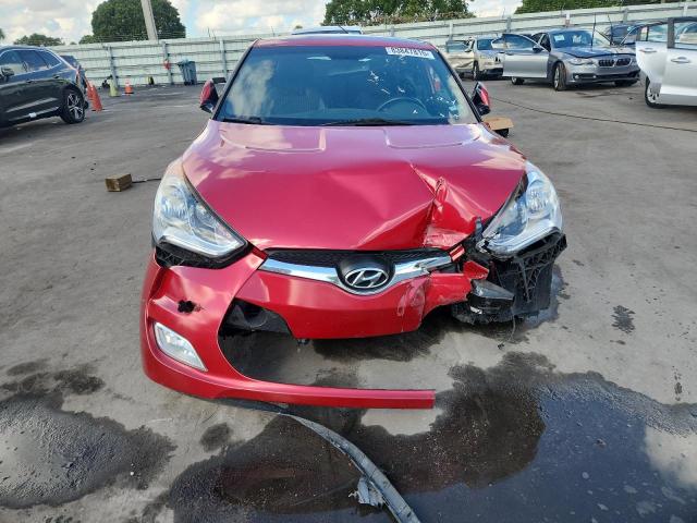 KMHTC6ADXGU285765 - 2016 HYUNDAI VELOSTER RED photo 5