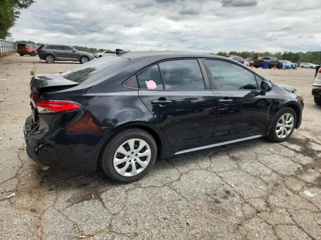 5YFEPMAE8NP356972 - 2022 TOYOTA COROLLA LE BLACK photo 3