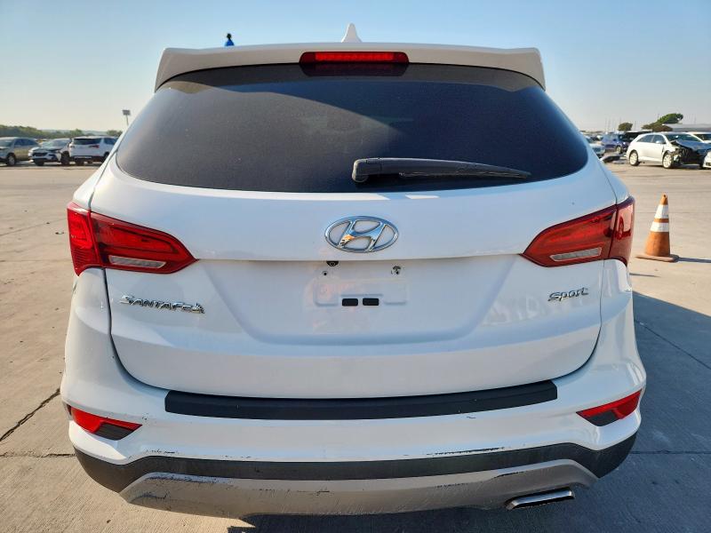 5XYZU3LB3JG528542 - 2018 HYUNDAI SANTA FE S Ақ фото 6