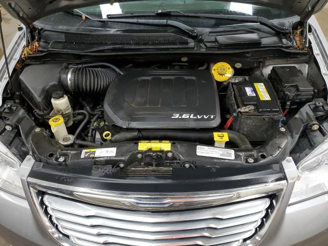 2C4RC1BG9GR157654 - 2016 CHRYSLER TOWN & COU TOURING Серебристый фото 12