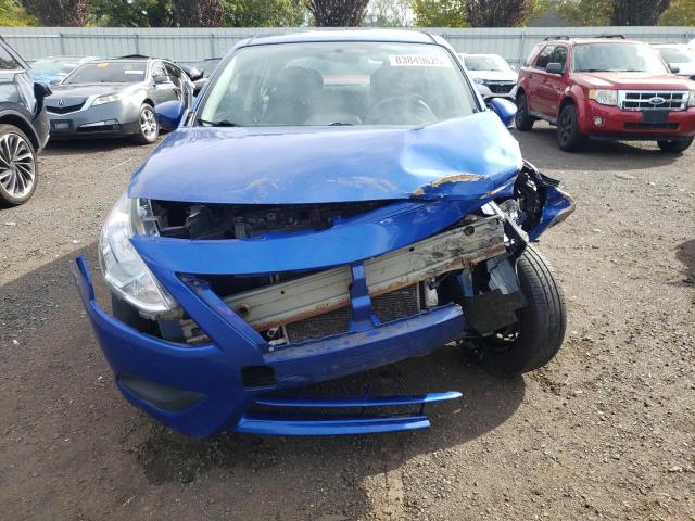 3N1CN7AP1GL806562 - 2016 NISSAN VERSA S BLUE photo 5