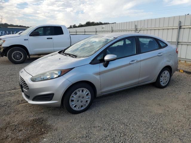 2015 FORD FIESTA S, 