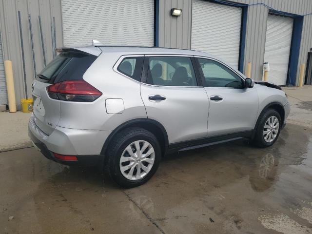 5N1AT2MV9JC757441 - 2018 NISSAN ROGUE S SILVER photo 3