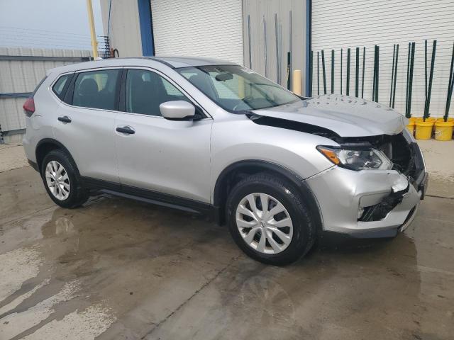 5N1AT2MV9JC757441 - 2018 NISSAN ROGUE S SILVER photo 4