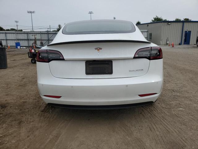 5YJ3E1EC3LF791749 - 2020 TESLA MODEL 3 Білий фото 6