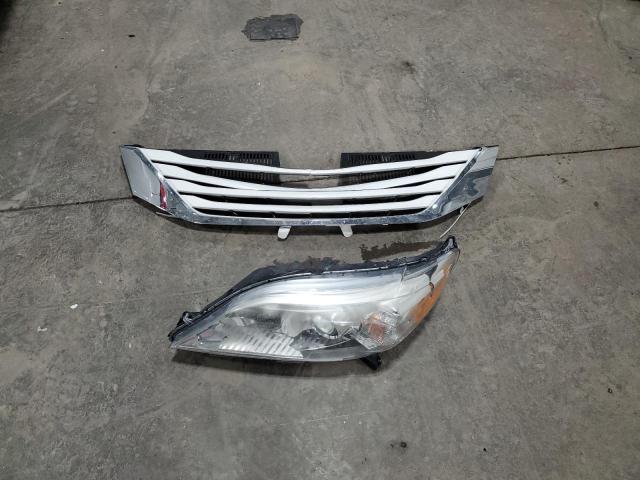 5TDKK3DC7GS705586 - 2016 TOYOTA SIENNA LE 白色 照片 13