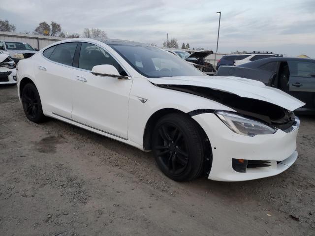 5YJSA1E19GF151945 - 2016 TESLA MODEL S WHITE photo 4