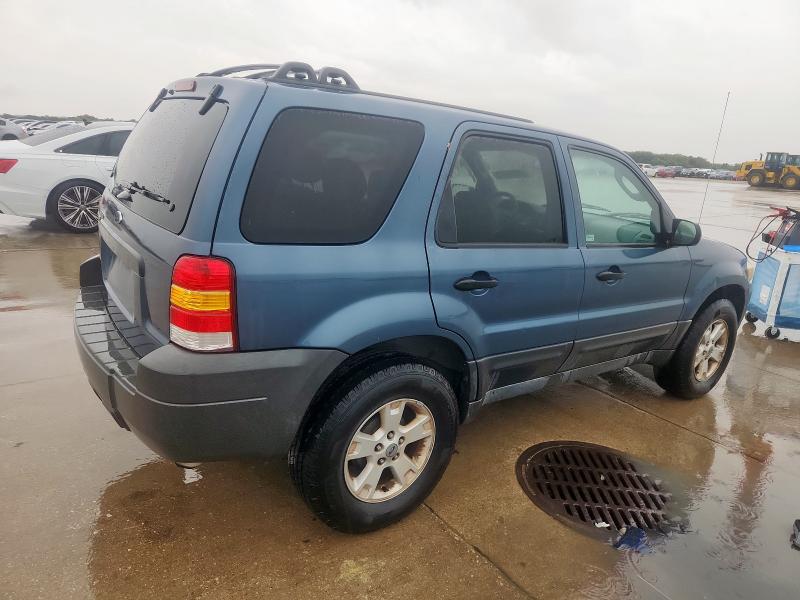 1FMCU03145DA07213 - 2005 FORD ESCAPE XLT 蓝色 照片 3
