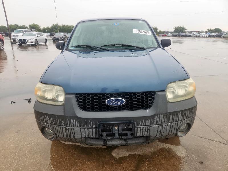 1FMCU03145DA07213 - 2005 FORD ESCAPE XLT 蓝色 照片 5