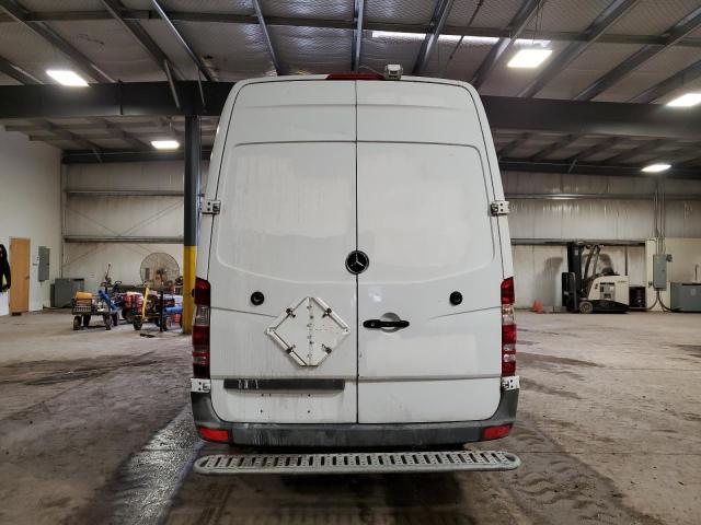 WD3PE8CB4B5609636 - 2011 MERCEDES-BENZ SPRINTER 2500 WHITE photo 6