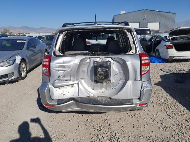 2T3JK4DV0CW087412 - 2012 TOYOTA RAV4 SILVER photo 6
