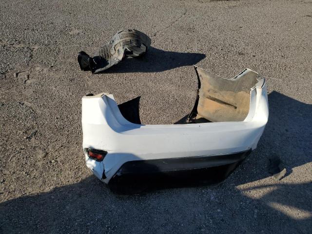 3N1AB7AP0JL637593 - 2018 NISSAN SENTRA S WHITE photo 12