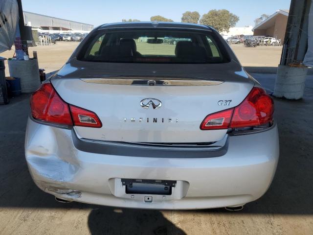JNKCV61E79M013425 - 2009 INFINITI G37 BASE SILVER photo 6