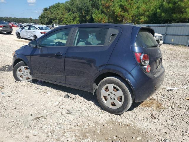 1G1JA6SH7F4136790 - 2015 CHEVROLET SONIC LS BLUE photo 2