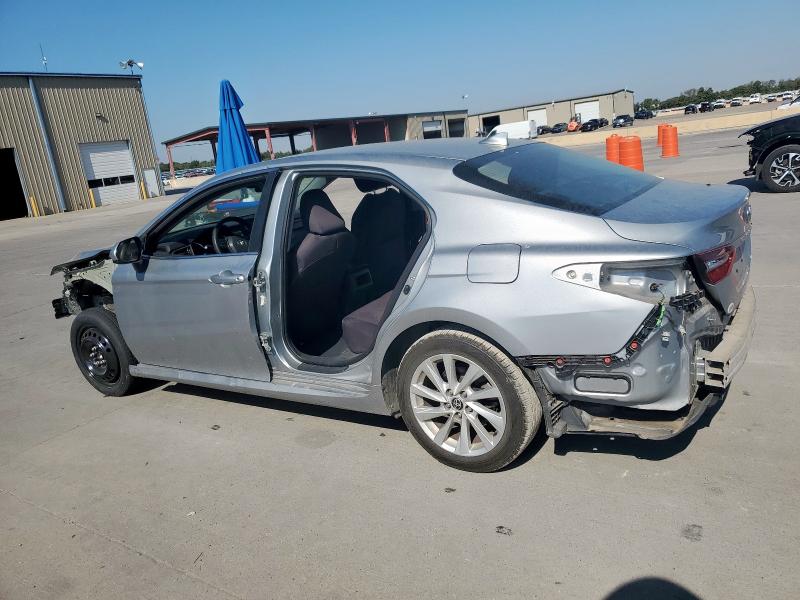 4T1C11AK4MU429085 - 2021 TOYOTA CAMRY LE ვერცხლისფერი ფოტო 2