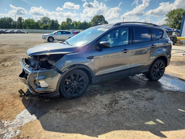 2017 FORD ESCAPE SE, 