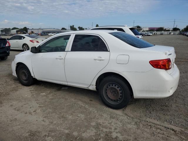 1NXBU4EE4AZ245267 - 2010 TOYOTA COROLLA BASE Белый фото 2