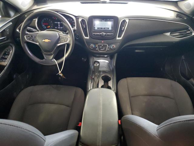 1G1ZD5ST5JF150810 - 2018 CHEVROLET MALIBU LT Srebrny zdjęcie 8