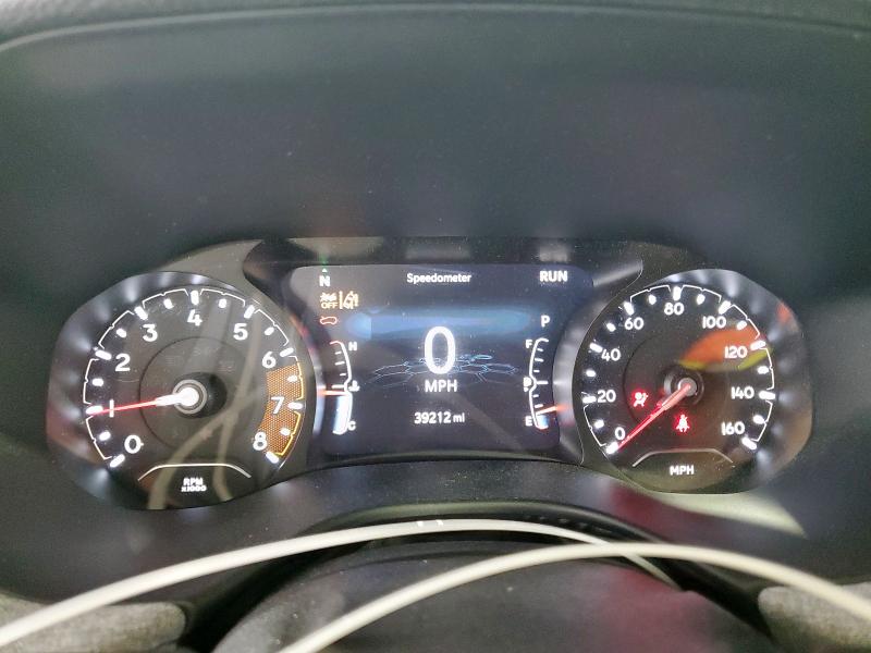 3C4NJDBNXRT117040 - 2024 JEEP COMPASS LATITUDE Biały zdjęcie 9