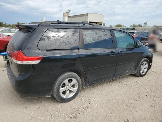 5TDKK3DC8BS042800 - 2011 TOYOTA SIENNA LE BLACK photo 3