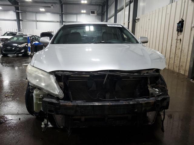 4T4BF3EK2BR089554 - 2011 TOYOTA CAMRY BASE Gümüş foto 5