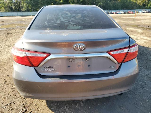 4T1BF1FK6HU726189 - 2017 TOYOTA CAMRY LE თაფლისფერი ფოტო 6