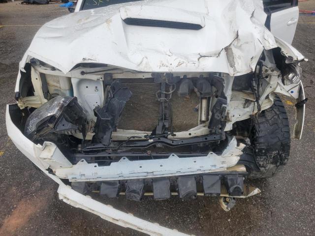 3TMCZ5AN8PM586349 - 2023 TOYOTA TACOMA DOUBLE CAB WHITE photo 11