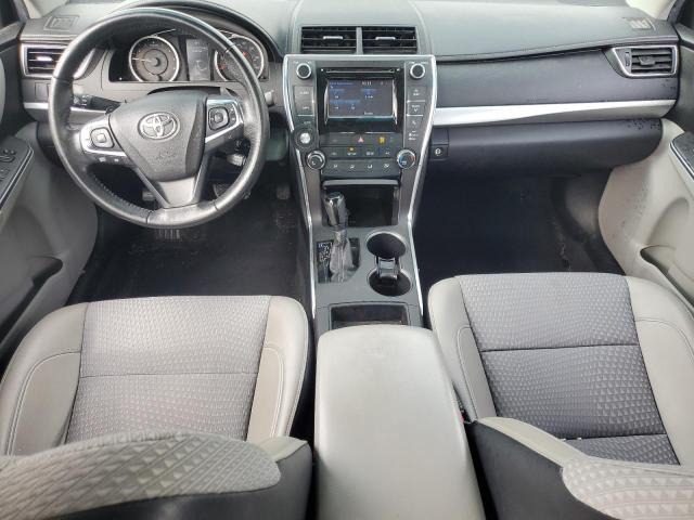 4T1BF1FK4FU496830 - 2015 TOYOTA CAMRY LE Biały zdjęcie 8