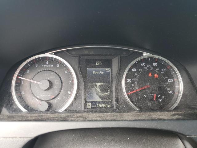 4T1BF1FK4FU496830 - 2015 TOYOTA CAMRY LE Biały zdjęcie 9