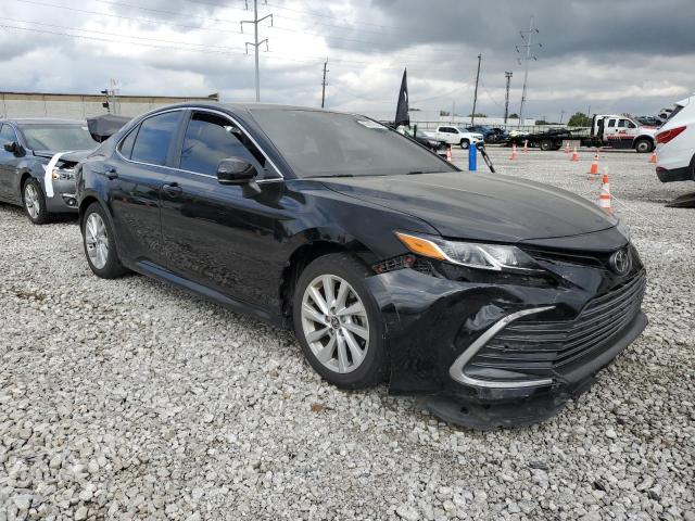 4T1C11AK6NU009443 - 2022 TOYOTA CAMRY LE BLACK photo 4