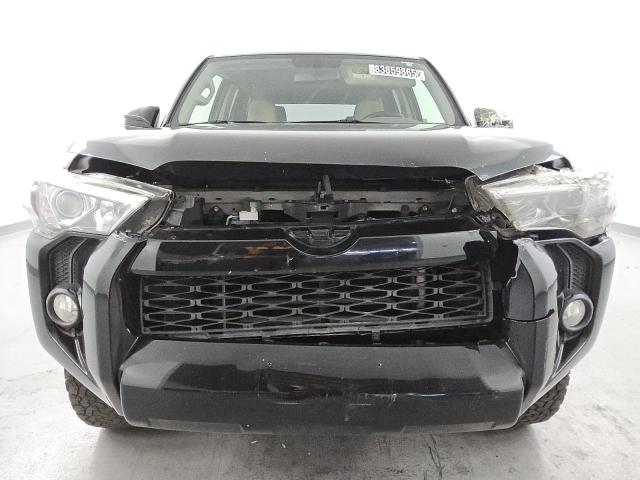 JTEZU5JR8K5196731 - 2019 TOYOTA 4RUNNER SR5 შავი ფოტო 5