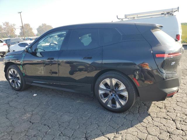 WB523CF06PCM77366 - 2023 BMW IX XDRIVE50 BLACK photo 2