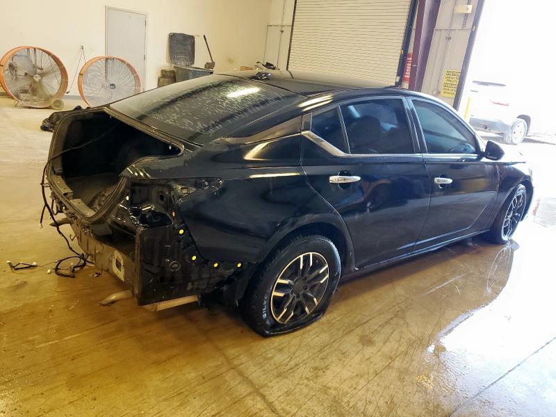 1N4BL4BV2KC235071 - 2019 NISSAN ALTIMA S BLACK photo 3