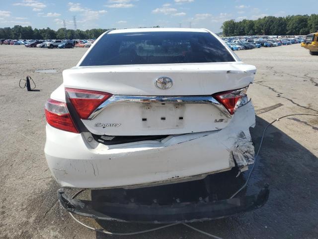 4T1BF1FK5FU103384 - 2015 TOYOTA CAMRY LE 白色 照片 6